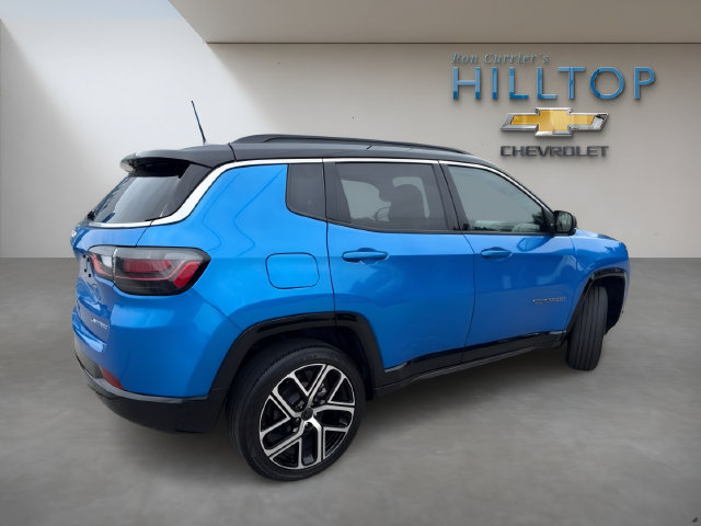 Used 2025 Jeep Compass Limited w/ Elite Group AWD/4WD image 5
