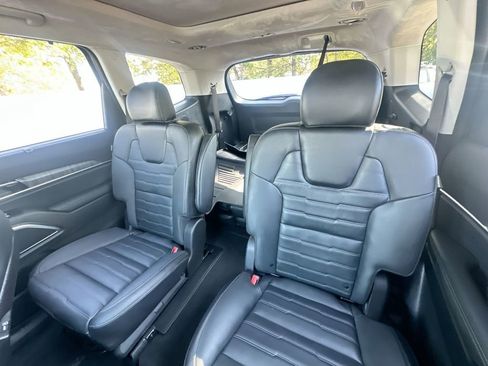 Used 2025 Kia Telluride SX Prestige image 49