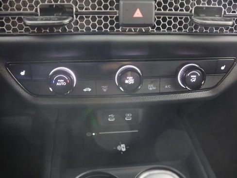 Certified 2026 Honda HR-V Sport image 15