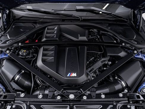 Used 2025 BMW M2 w/ Lighting Package image 30