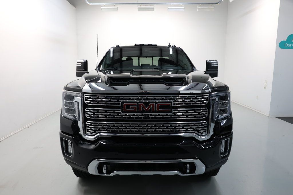 Used 2023 GMC Sierra 2500 Denali w/ Denali Black Diamond Edition AWD/4WD image 65