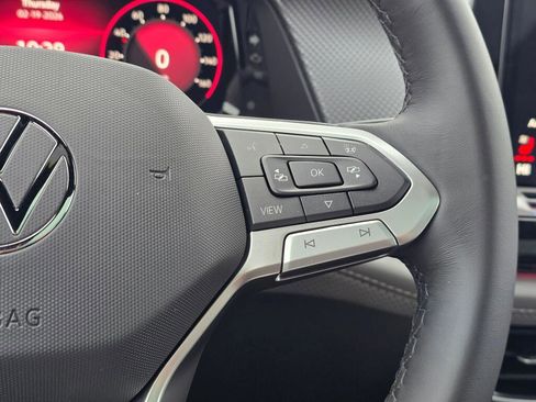 New 2026 Volkswagen Atlas Cross Sport SEL R-Line image 25