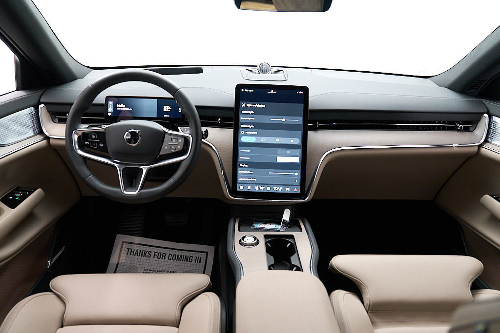 Certified 2025 Volvo EX90 Ultra AWD/4WD image 27