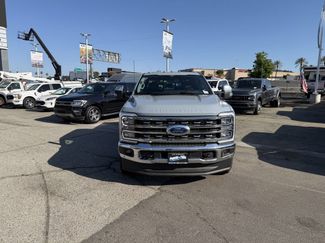 New 2026 Ford F250 Lariat w/ Lariat Ultimate Package AWD/4WD video 2