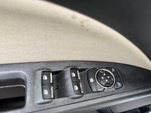 Used 2018 Ford Fusion S FWD image 9