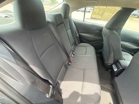 Used 2025 Toyota Corolla LE FWD image 14