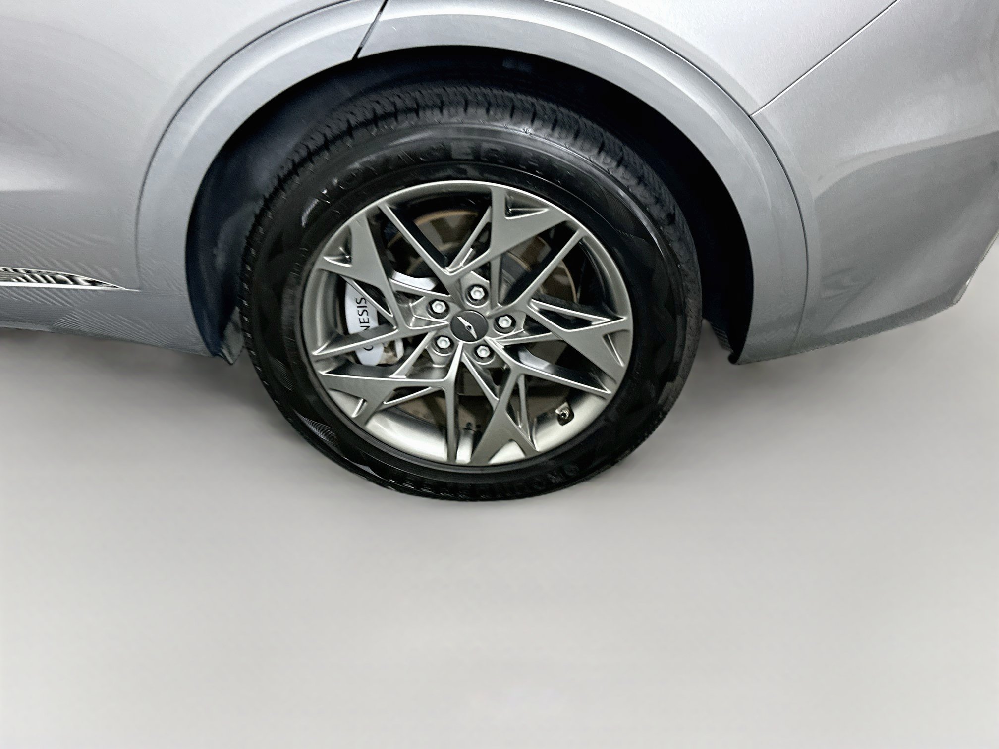 Used 2025 Genesis GV70 2.5T AWD/4WD image 11