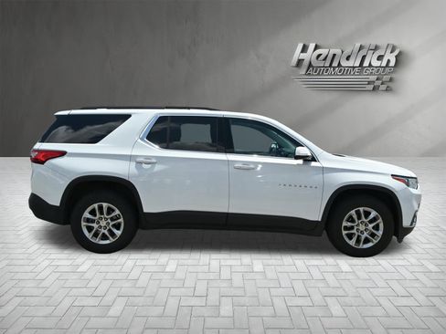 Used 2020 Chevrolet Traverse LT AWD/4WD image 10