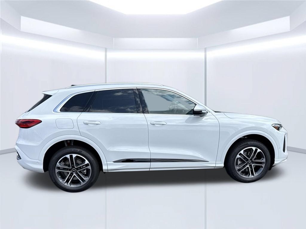 New 2026 Audi Q5 Premium AWD/4WD image 6