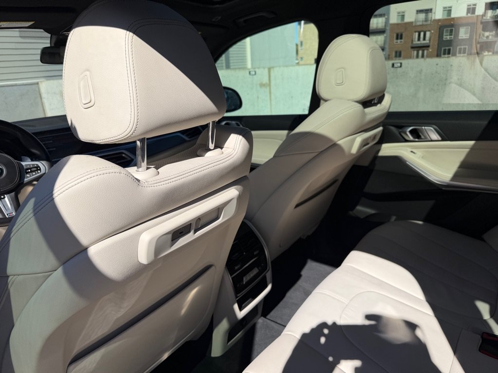 Used 2022 BMW X5 xDrive40i w/ M Sport Package AWD/4WD image 19