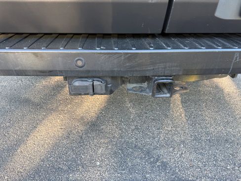 Used 2024 Ford Transit 250 148 Medium Roof w/ Load Area Protection Package image 29