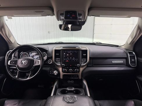 Used 2022 RAM 1500 Laramie AWD/4WD image 13