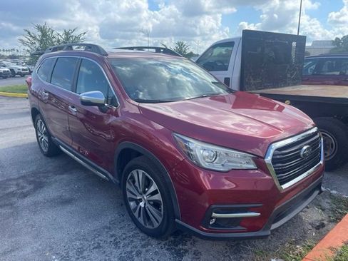Used 2019 Subaru Ascent Touring AWD/4WD image 4