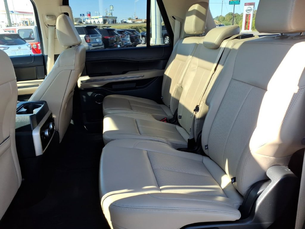 Used 2022 Ford Expedition Max XLT AWD/4WD image 15