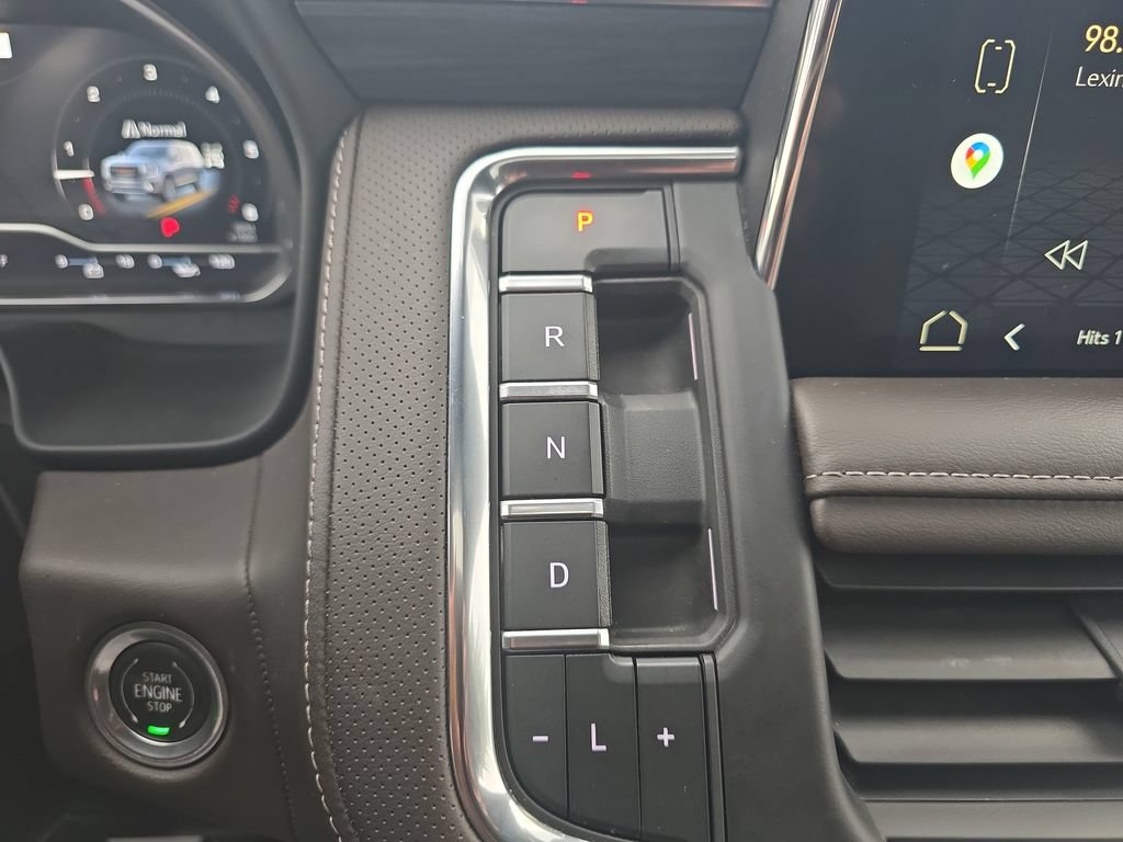 Used 2022 GMC Yukon SLT w/ SLT Luxury Package AWD/4WD image 36