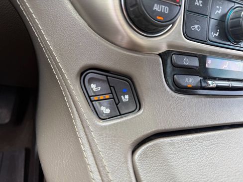 Used 2017 GMC Yukon Denali w/ Open Road Package image 15