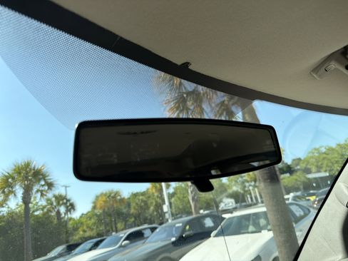 Used 2015 Chevrolet Express 3500 LS image 24