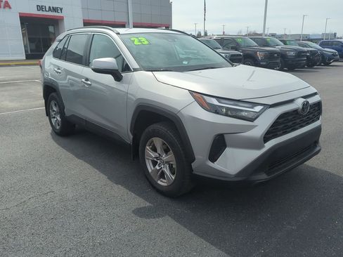 Used 2023 Toyota RAV4 XLE w/ Convenience Package image 2