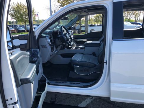 Used 2024 Ford F350 Limited w/ FX4 Off-Road Package AWD/4WD image 19