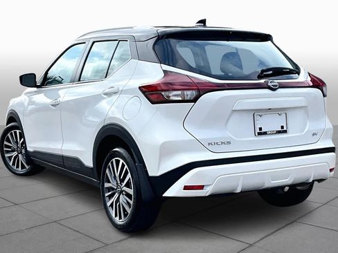 Certified 2024 Nissan Kicks SV image 12