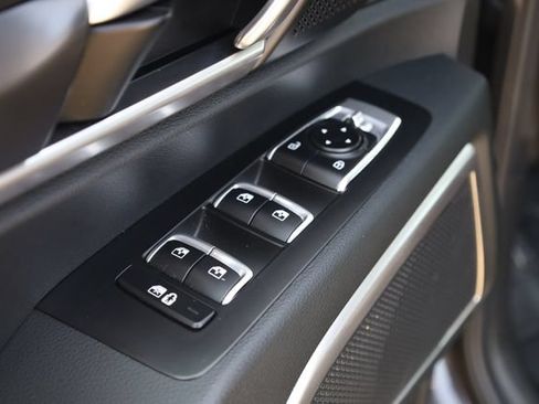 Used 2025 Kia Telluride S FWD image 14