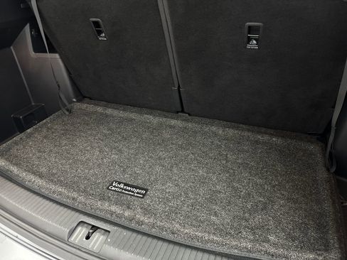 Used 2023 Volkswagen Atlas SEL AWD/4WD image 85