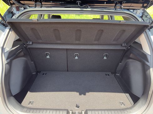 Certified 2026 Hyundai Venue SEL FWD image 6