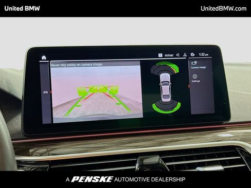 Used 2022 BMW 540i xDrive AWD/4WD image 9