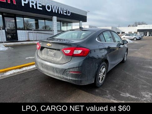 Used 2017 Chevrolet Cruze LT w/ Convenience Package image 3