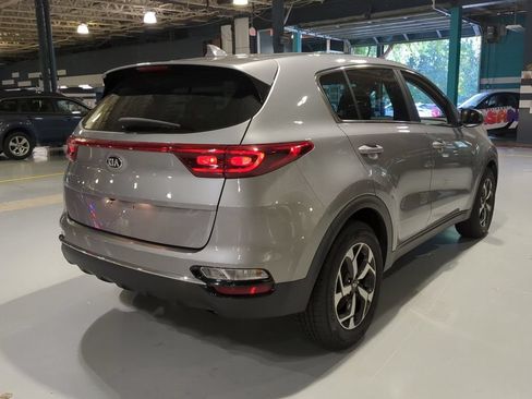 Used 2022 Kia Sportage LX FWD image 8