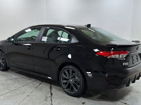 New 2026 Toyota Corolla SE image 7