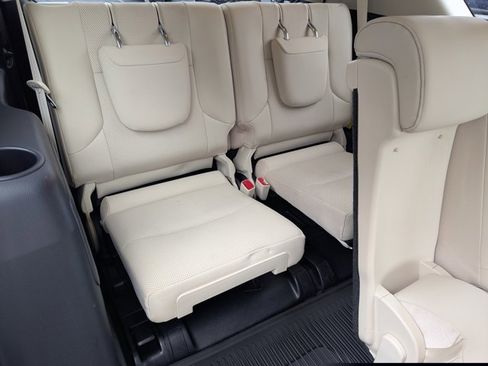 Used 2023 Lexus GX 460 Premium image 15