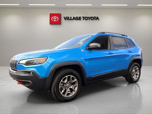 Used 2020 Jeep Cherokee Trailhawk AWD/4WD image 1