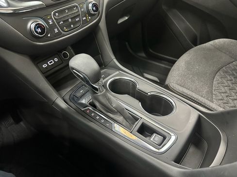 Certified 2024 Chevrolet Equinox LT w/ LPO, Floor Liner Package image 29