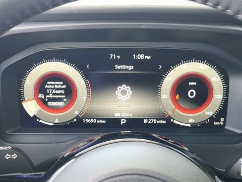Used 2024 Nissan Rogue SL w/ SL Premium Package FWD image 11