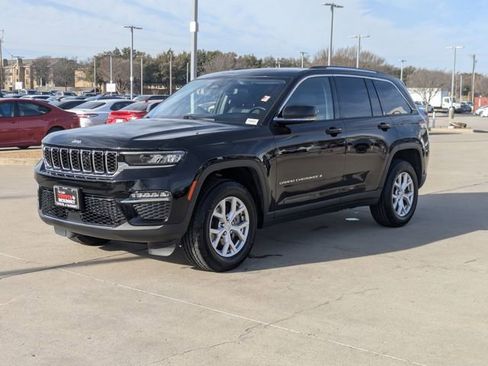 Used 2022 Jeep Grand Cherokee Limited image 10