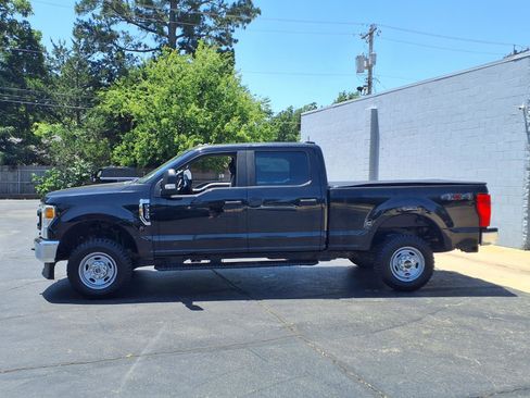 Used 2020 Ford F350 XL w/ Power Equipment Group AWD/4WD image 2