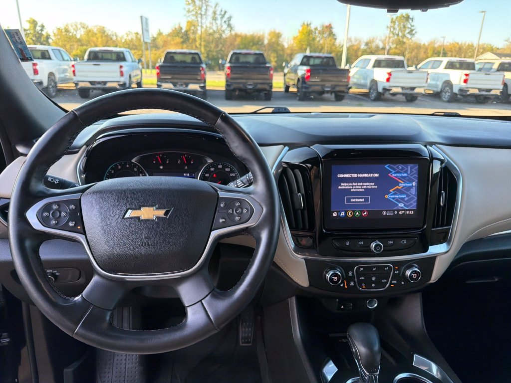 Used 2023 Chevrolet Traverse LT w/ LT Premium Package FWD image 26