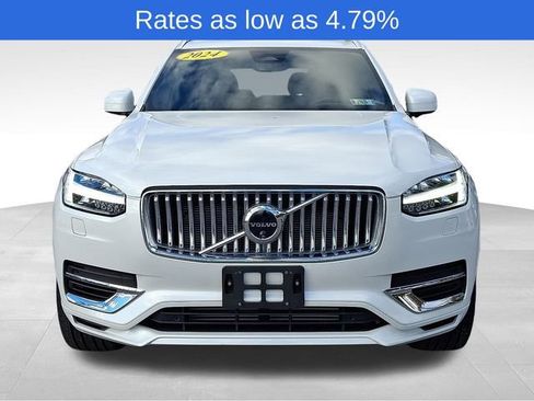 Certified 2024 Volvo XC90 T8 Ultimate w/ Lounge Package image 2
