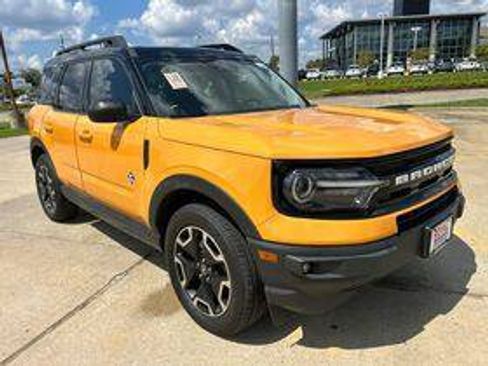 Used 2022 Ford Bronco Sport Outer Banks w/ Tech Package AWD/4WD image 16