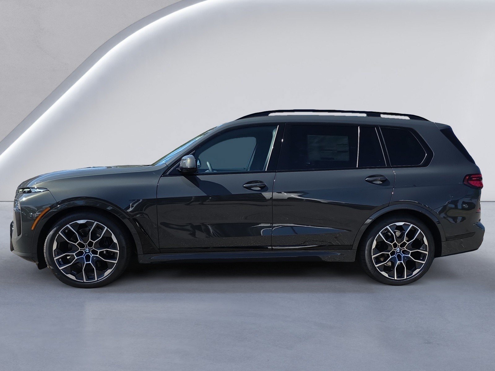 New 2027 BMW X7 xDrive40i w/ M Sport Package AWD/4WD image 6