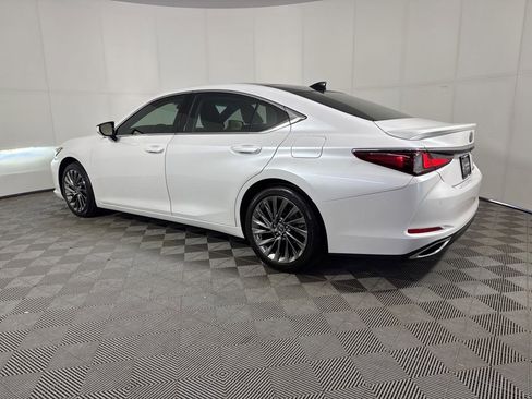 Used 2024 Lexus ES 350 w/ Accessory Package (Z2) FWD image 3