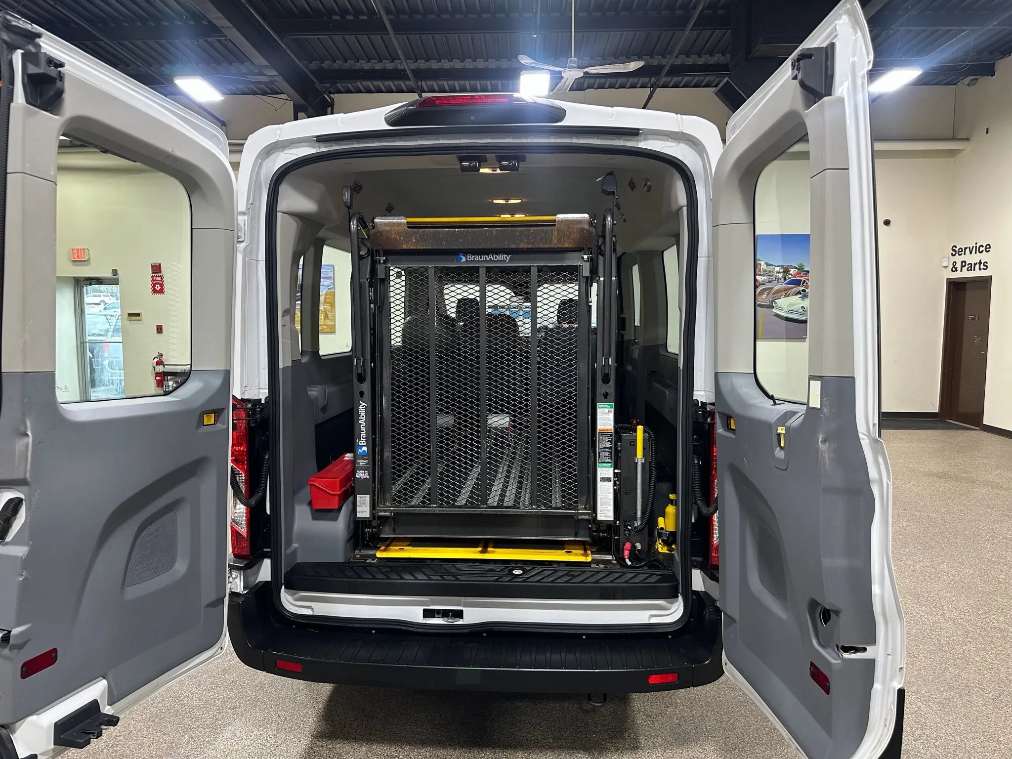Used 2019 Ford Transit 350 XL RWD image 22