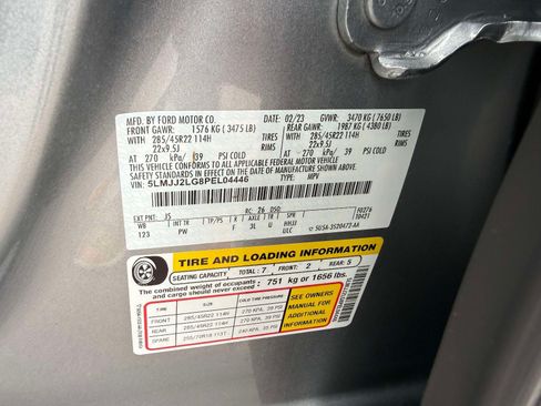 Used 2023 Lincoln Navigator Reserve AWD/4WD image 9