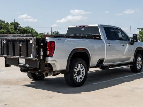 Used 2023 GMC Sierra 3500 SLE w/ SLE Value Package AWD/4WD image 5