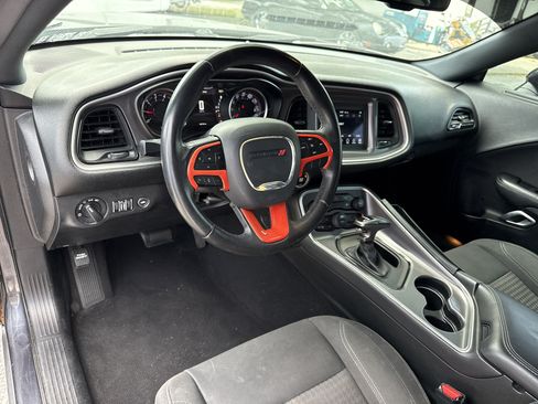 Used 2019 Dodge Challenger SXT AWD/4WD image 11