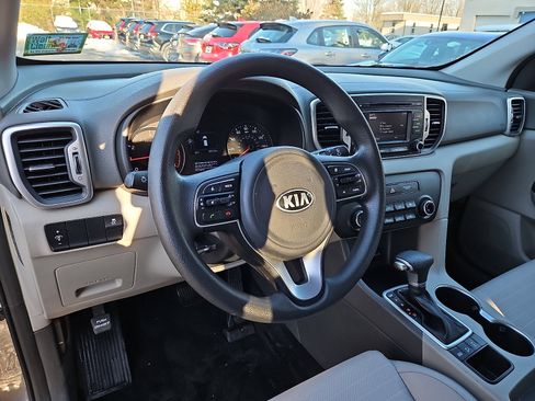 Used 2018 Kia Sportage LX image 25