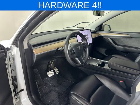 Used 2023 Tesla Model Y Long Range AWD/4WD image 18