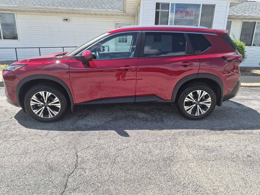 Used 2023 Nissan Rogue SV w/ SV Premium B Package AWD/4WD image 4