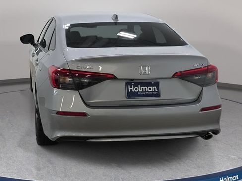 Used 2023 Honda Civic Sport image 7